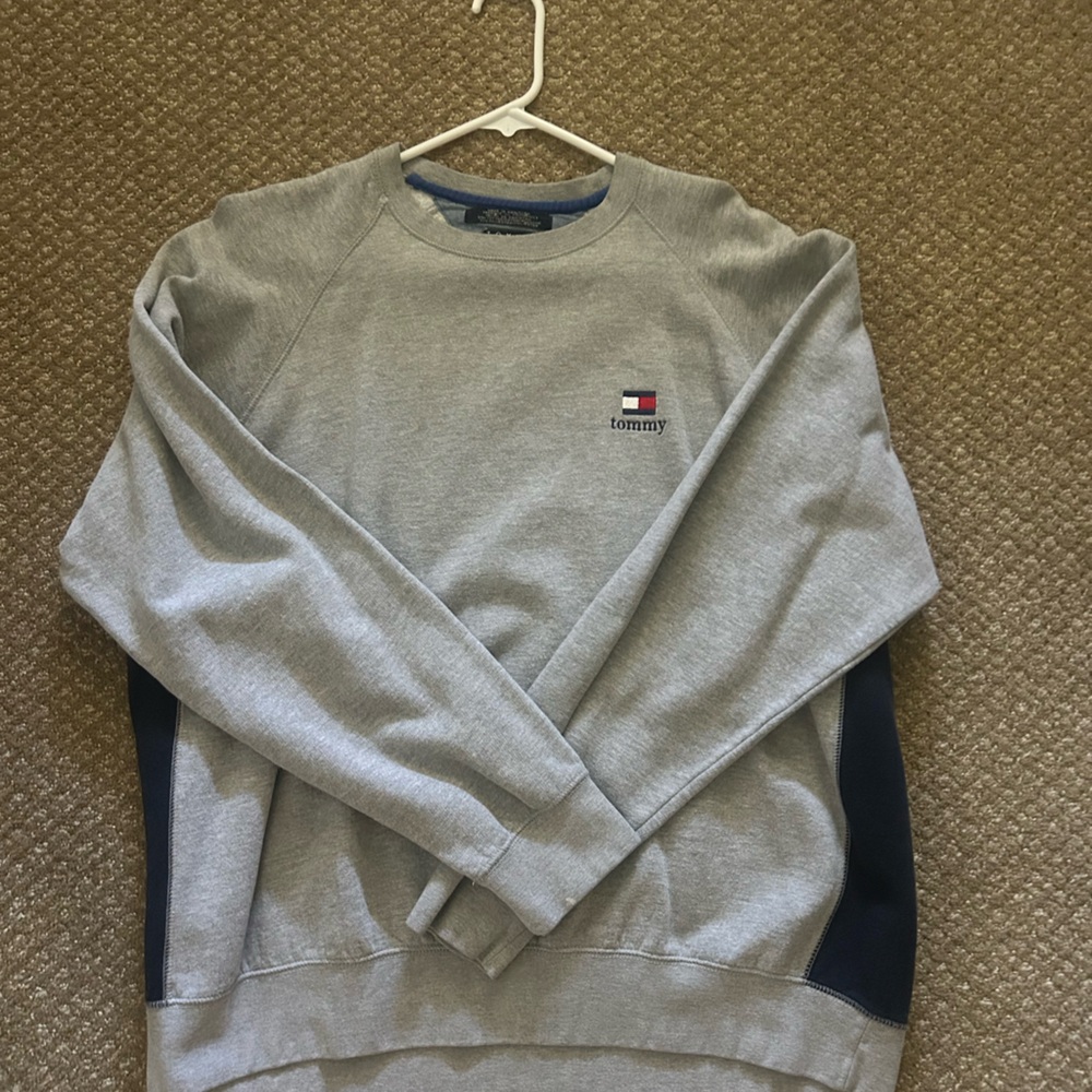 Tommy Hilfiger Gray and Navy Sweater